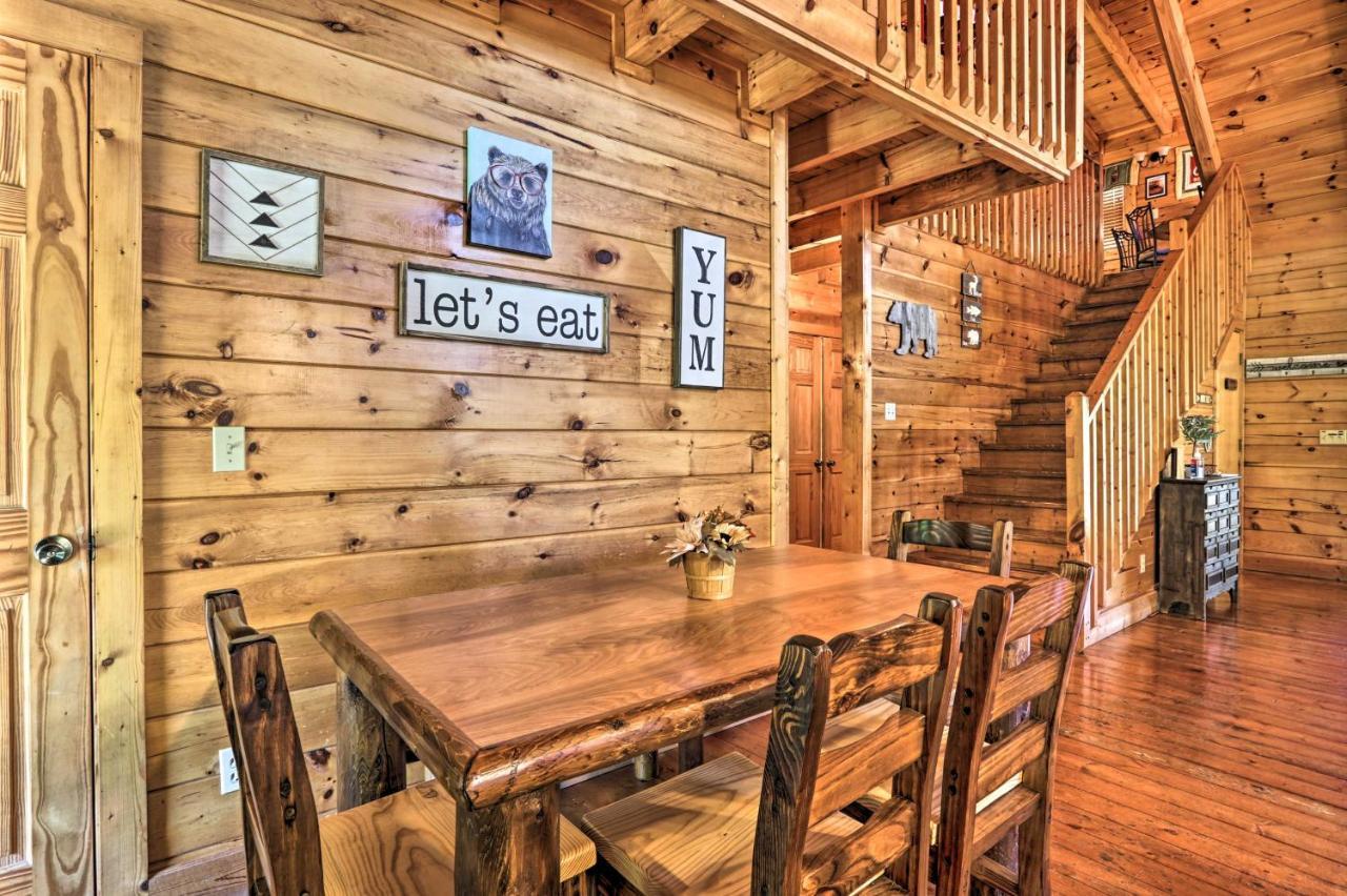 Sevierville Cabin With Deck Minutes To Pigeon Forge Екстер'єр фото