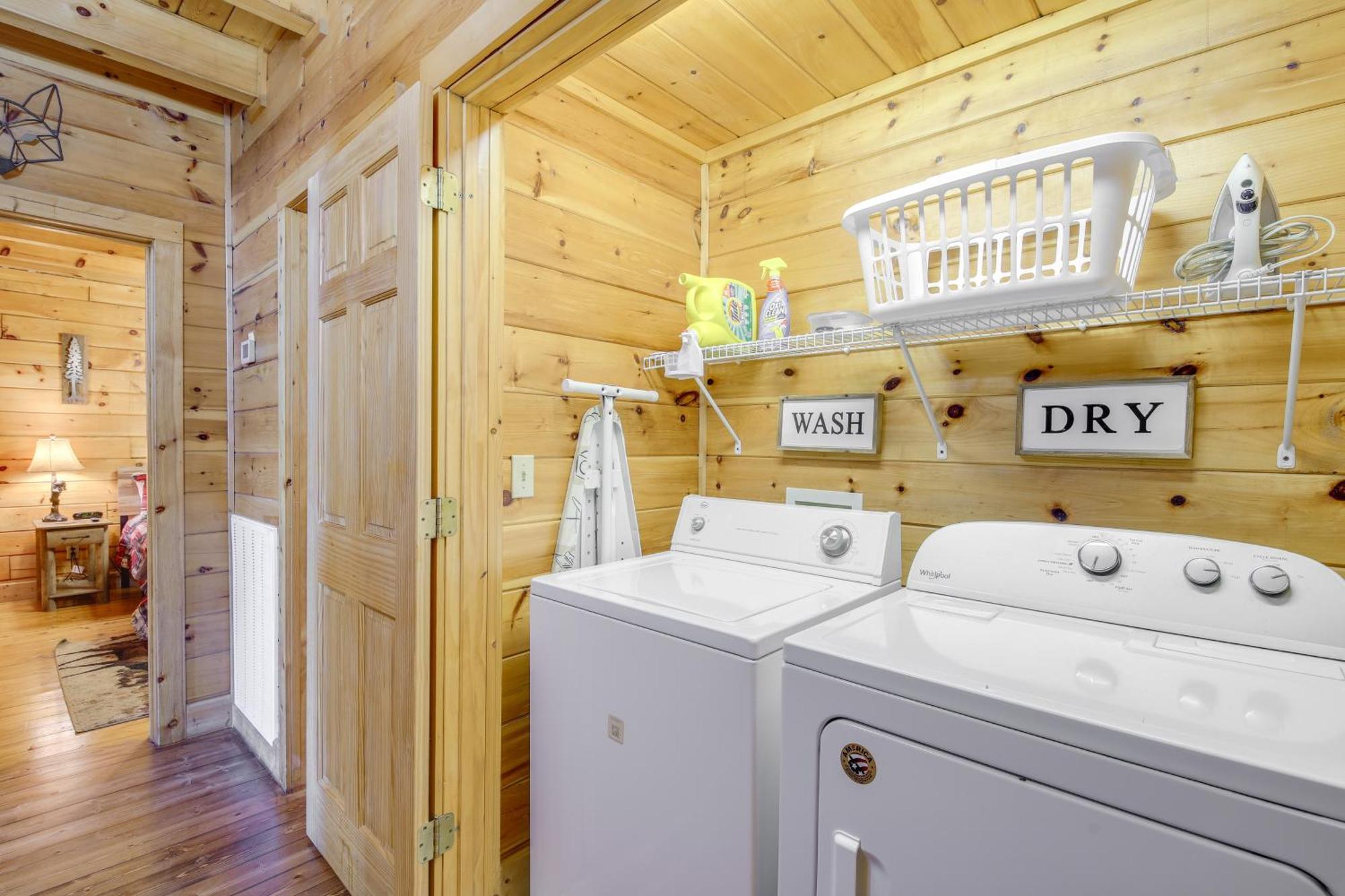 Sevierville Cabin With Deck Minutes To Pigeon Forge Екстер'єр фото