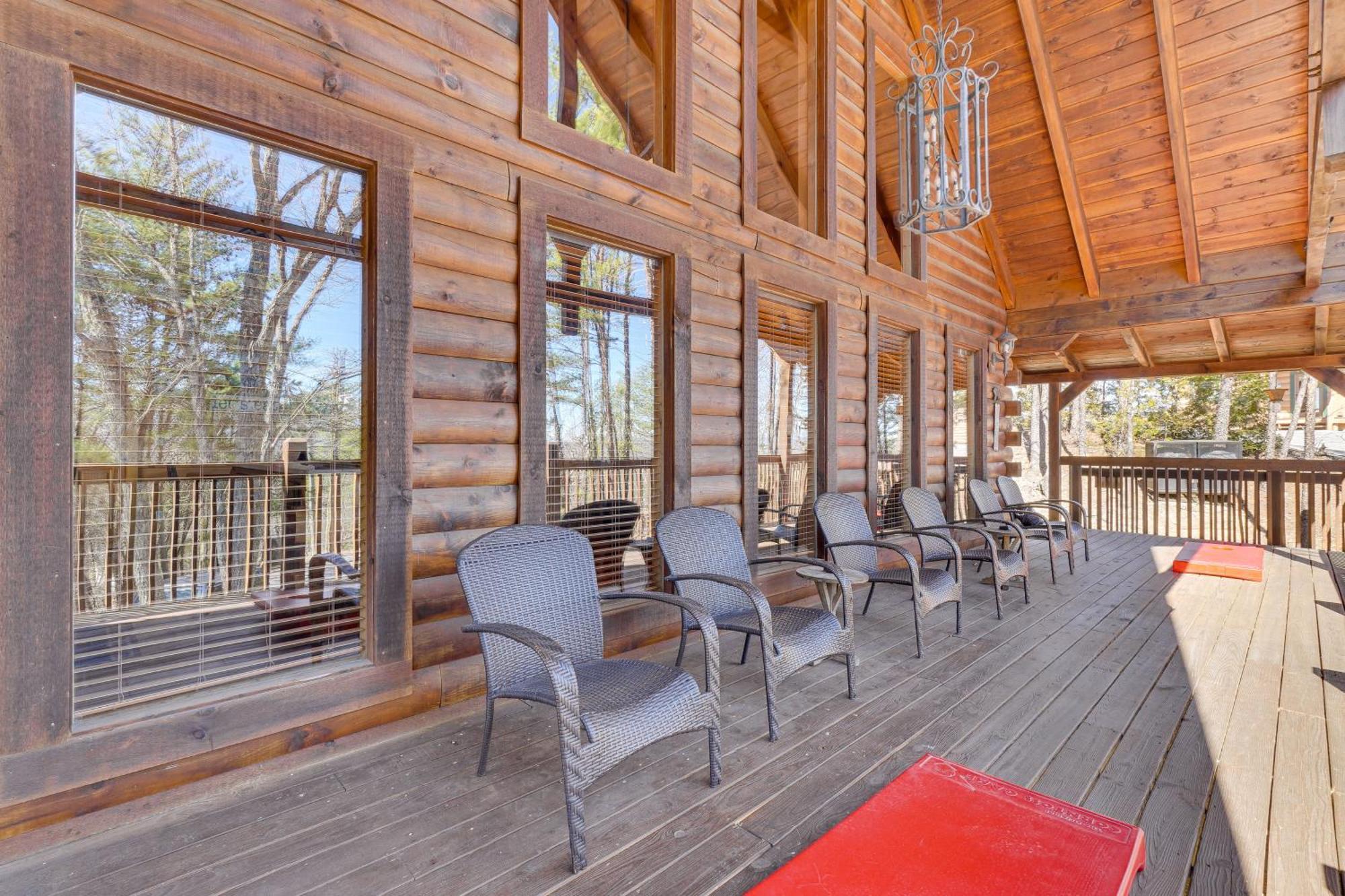 Sevierville Cabin With Deck Minutes To Pigeon Forge Екстер'єр фото