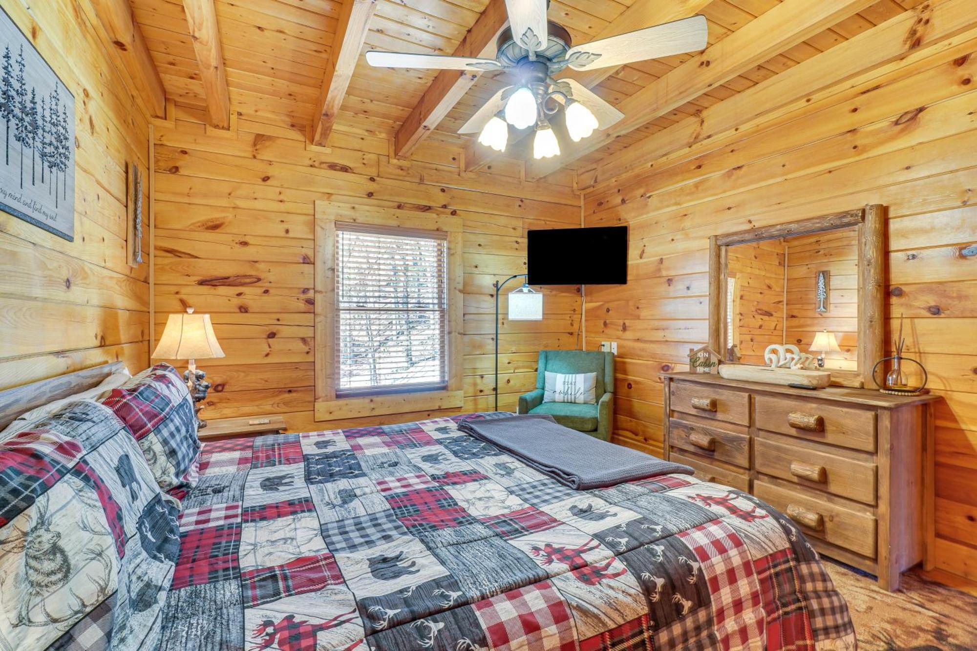 Sevierville Cabin With Deck Minutes To Pigeon Forge Екстер'єр фото